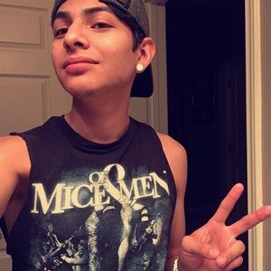 Meet your Posher, Nelson